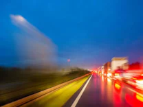 Verkehr: Was bringt ein Tempolimit auf Autobahnen?