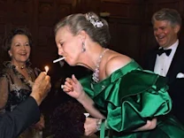 Leute: Königin Margrethe hört auf zu rauchen