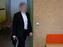 Prozess um Münchner Polizeiskandal: Suspendierter Beamter muss Geldstrafe wegen Drogenbesitzes zahlen