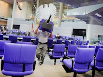 Wahlrecht: Bundestag wird von 736 auf 630 Sitze verkleinert