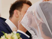 : Spontan Heiraten: Kirchen bieten kurzfristige Trauungen an