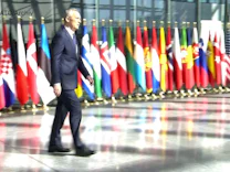 : Überraschender Besuch: Nato-Generalsekretär Stoltenberg in Kiew