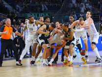Schlägerei in der Basketball-Euroleague: “Das sollte niemals auf einem Basketballplatz passieren”
