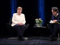 Leipziger Buchmesse: Acht Merkel sind ein Fitzek