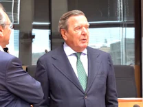 : Keine Einladung: Schröder darf nicht zum SPD-Parteitag