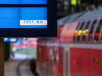 Verkehr: EVG droht mit neuen Bahnstreiks