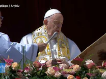 : Dringende OP bei Papst Franziskus: 86-Jähriger unter Vollnarkose