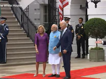 : Umstrittener Staatsbesuch aus Indien: Biden empfängt Modi mit Pomp