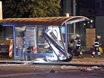 Neuhausen: 18-Jähriger stirbt nach Unfall an Tramstation